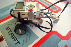 Lego Mindstorms EV3 - Follow the path